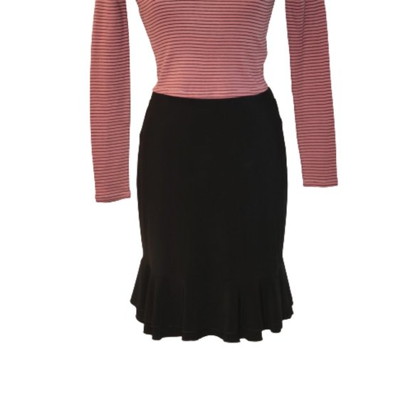 White House Black Market Dresses & Skirts - White House Black Market Knit Skirt W/Ruffle Hem, Size M, NWT